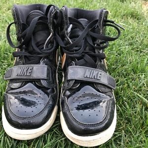 Jordan Legacy 312 Black Gold Patent